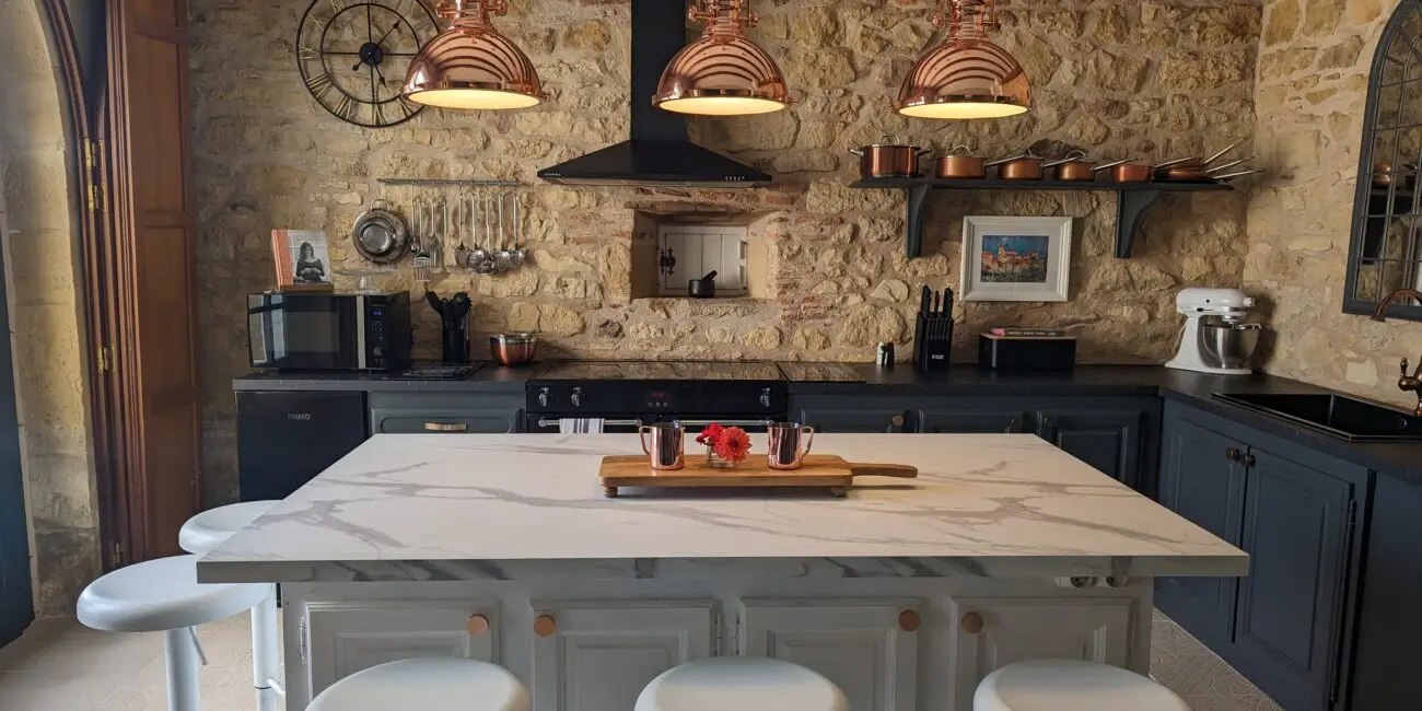 Manoir Dordogne Kitchen Island and Stools View
